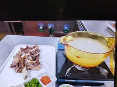 -艳阳天民俗村(公园路店)