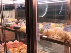 面包甜点陈列柜-奈雪的茶(亨特国际广场店)