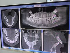 -德尚口腔(金碧店)