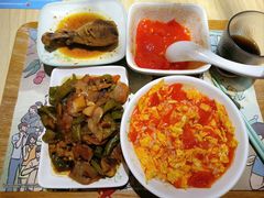 -老乡鸡(上海白玉兰广场店)