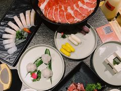 -煲宫猪肚鸡(昆山金鹰国际购物中心店)