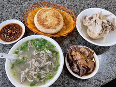 羊眼窝-清真喜兰老丁羊汤特色小吃