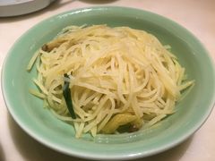 酸辣土豆丝-弄堂里(西溪龙湖天街店)