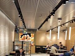-麦当劳(徐汇漕溪北路百脑汇店)
