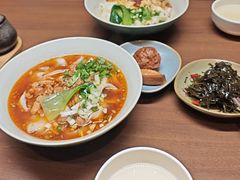-顺溜·手工刀削面·黑金店(铜锣湾店)