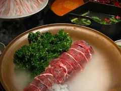 -三出山火锅(南京万象天地店)