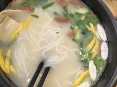 -桥香园云南过桥米线(红龙井店)