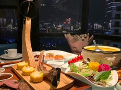 -江上荟·创意中国菜(绿地缤纷城店)