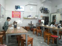 大堂-平安桥张氏肥肠粉