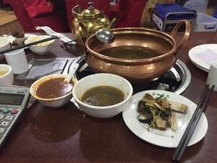 -银同牦牛肉火锅