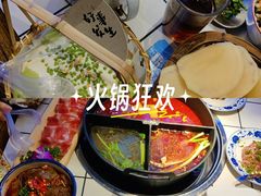 -热火朝天鲜切牛肉火锅(南强街巷店)