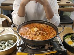 -吴草鸡爪오초닭발韩食堂(融恒盈嘉中心店)