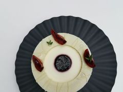 -潮一不贰·法式甜品·生日蛋糕·西式简餐(外滩店)