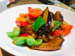 地三鲜-上关雪東北菜(中房金谊店)