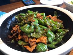 -老长沙湘菜馆(凤凰路店)