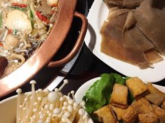 -味蜀吾正宗川味老火锅(横店店)