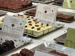 -VENCHI 闻绮(北京国贸商城店)