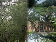 -近代中国十八先贤铜像广场(广州校区)