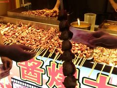 -泰龙城小吃街