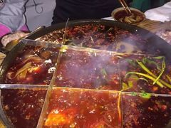 -岗上渣渣老火锅(两路口店)