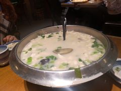 牡蛎豆腐汤-95号酱骨·一块豆腐(展春园西路店)