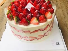 草莓甜心动物奶油水果蛋糕-艾加柒克蛋糕茶歇甜品台(春熙路店)