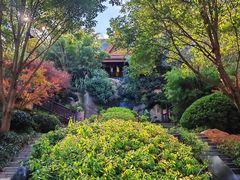 -七彩云南古滇温泉山庄
