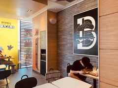 用餐区-麦当劳(华发商都店)
