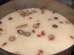 -尚尚仙·酸汤猪手·猪肚鸡火锅(华联万柳购物中心店)