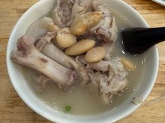 -雷祖芳老妈蹄花店