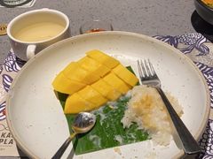-Kub Kao Kub Pla (Terminal21)