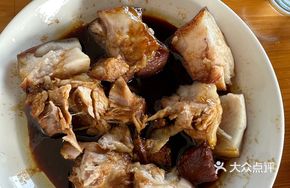 Suzhou Rice Straw Wrapped Pork