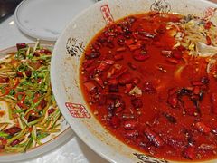 -辣小妮de川菜馆(红旗Mall店)