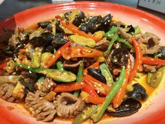 -川流不息·地道川菜·小龙虾(松东路店)