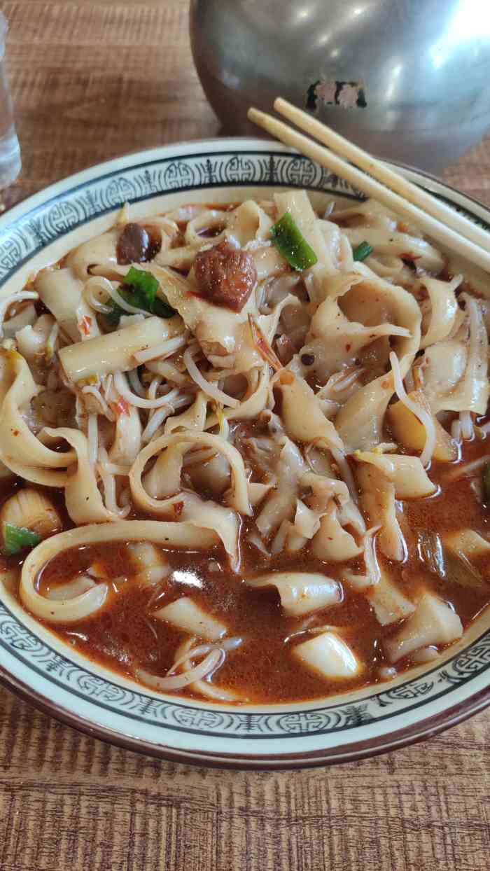 登封第一面(崇福路总店)-"小时候就吃他家的面,非常棒啊!那时候我记.