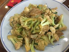 -那家老院子东北菜·饺子·小鸡炖蘑菇(艳华街店)