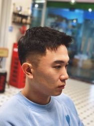 点击看大图 -老男孩男士理容馆·理发·烫染·修面