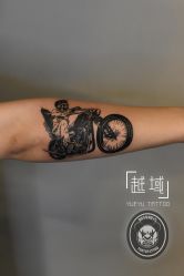 -越域刺青