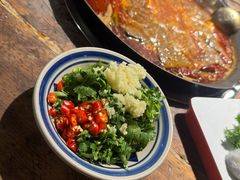 -旧街市鲜货老火锅(大光路店)