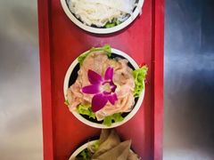 -谭鸭血老火锅(漳州路店)