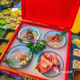 我就奔着他家一米五花肉来的！！