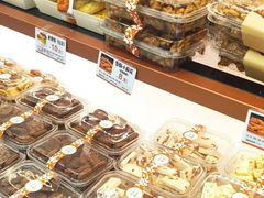 -金色麦甜糕点(面包.蛋糕.华苑店)