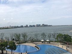 -上海滴水湖皇冠假日酒店