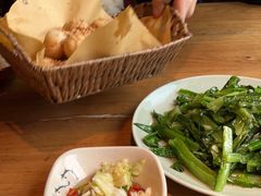 -先启半步颠小酒馆(白麓里店)
