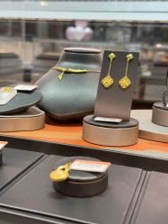 -世纪缘珠宝(历下旗舰店)
