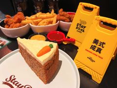 -StayReal Cafe(长宁来福士广场东八区店)