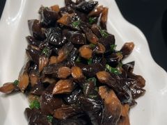 低温嫩葱油拌黑鸡枞-铜锣湾·有麝自然香(渝北财富中心店)