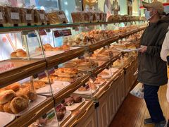 面包甜点陈列柜-新侨三宝乐面包店(崇文门店)