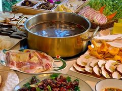 -阿鹏故事野生菌火锅(古城店)