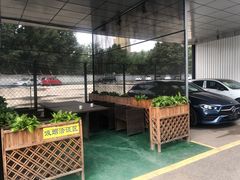 -奔驰北京鹏龙星徽(西大望路店)